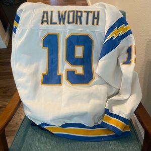 Beautiful vintage NFL FOOTBALL chargers zip up sweater